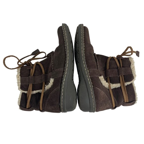 WHITE MOUNTAIN Brown Suede Shearling Lined Moccasins Ankle Boots Women 7M - Picture 7 of 9